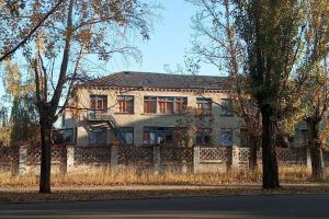"Сплошное воровство и мародерство": В сети рассказали, как "восстанавливают" оккупированное Рубежное