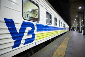 Укрзалізниця запроваджує маршалів залізничої безпеки на вокзалах та у поїздах: подробиці