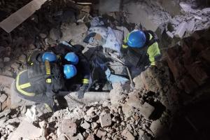У Селидовому на Донеччині триває пошук людей під завалами, - ДСНС