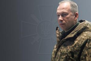 "Оперативна обстановка на сході залишається складною, ворог продовжує наступальні дії", - Сирський