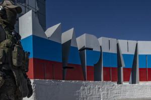 Оккупационные власти продолжают издевательства над пожилыми жителями Мариуполя: подробности