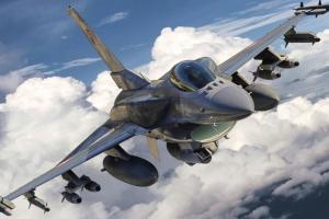 Украина адаптирует инфраструктуру для истребителей F-16, — Игнат