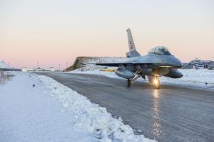 Нидерланды готовят к передаче Украине больше истребителей F-16, чем планировалось