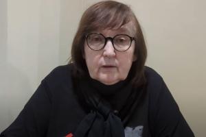 Матери убитого российского оппозиционера Навального угрожают и до сих пор не отдали тело сына: детали - видео