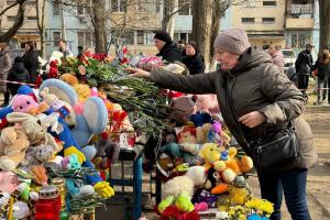 Из-под завалов дома в Одессе достали тело еще одного ребенка