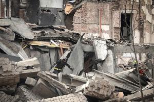 Оккупанты атаковали Киев баллистикой: есть пострадавшие, в том числе несовершеннолетняя девушка 