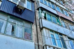 Россияне атаковали промышленный объект в Запорожье: что известно - фото