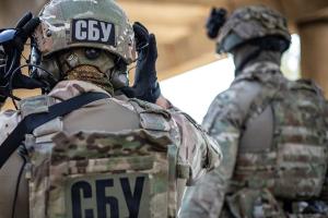 "Участвовал в многочисленных пытках похищенных людей": СБУ сообщила о подозрении руководителю российской пыточной на Луганщине