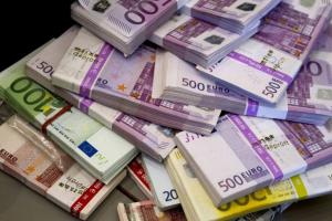 Украина получила транш на 1,9 млрд евро от ЕС: подробности