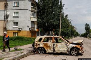"Уборка в оккупированном Лисичанске": местные "власти" готовятся к "годовщине"