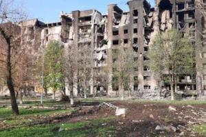 Оккупанты нашли "альтернативу" разрушенным магазинам в "освобожденной" Попасной - фото