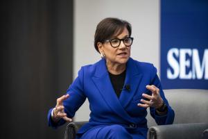 Спецпредставитель США Пенни Прицкер озвучила план восстановления Украины: подробности
