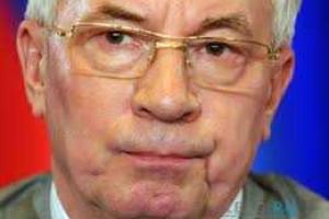 На заседании фракции Партии регионов высказаны претензии в адрес правительства Николая Азарова и предложено отправить Кабмин в отставку