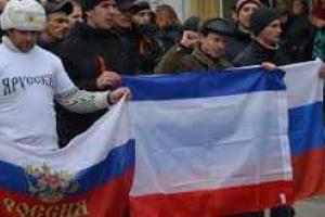 Пророссийские силы заблокировали Раду Крыма - требуют референдума о независимости 