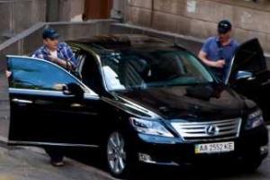 Андрей Данилко прячется в студии звукозаписи