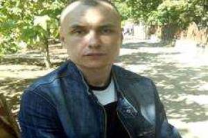 В Херсоне псевдомилиционер ограбил 19-летнего парня