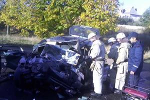На Винничине столкнулись Deewoo Nubira и Opel Vivaro: погибли 3 человека