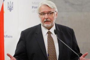 В Польше отправили в отставку скандальных министров иностранных дел и обороны