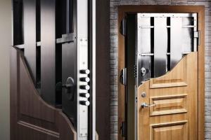 Выбираем входную дверь: деревянная или стальная