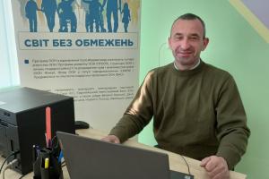 Я займаюся проблемами інклюзії у суспільстві, відстоюю права людей