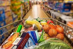 Почему выгодно заказывать продукты питания на дом?