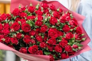 Лайфхак від Flowers.ua: секрети вибору квітів для коханих