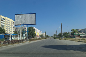 Ціни – "космос", зарплати – на рівні виживання: У мережі показали, яку зарплату платять окупанти жителям Сєвєродонецька