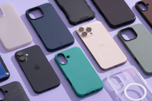 Чехлы для iPhone 16