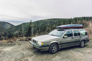 купити авто універсал в офіційного ділера