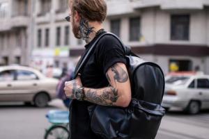 мужской кожаный рюкзак