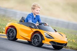 машина на акумуляторі для дітей