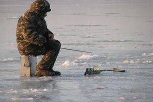 Зимняя рыбалка на Днепре