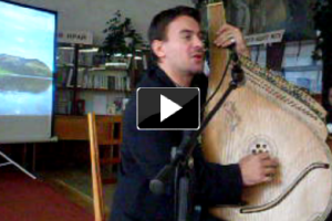 Играет и поет Василий Лютый_Рубежное 