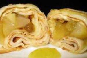 Блины на Масленицу: с яблоками