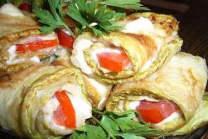 Овощные рулетики: кабачки