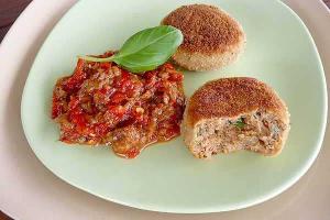 Биточки из варенного мяса