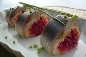 Роллы "Селедка под шубой"