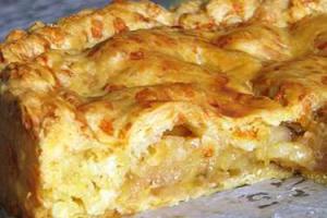 Яблочный пирог с сыром