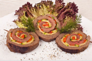 Телятина, фаршированная овощами