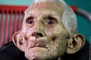 Старик и горе.... Гениально, как у Хемингуэя