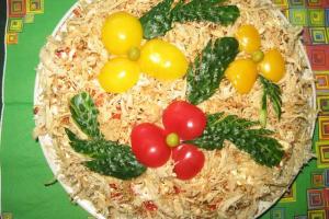 Салат с курицей и капустой