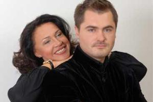  Бабкина "засветилась" с молодым любовником