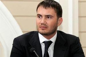 Сын Януковича поддержал введение «писем счастья»