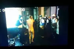 Видео: Милиция раздела и расстреляла резиновыми пулями двух мужчин на Грушевского