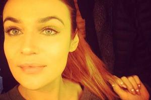 Водонаева нарастила ресницы и назвала себя дебилом
