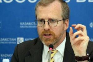 США должны ввести санкции против Януковича — глава Freedom House