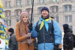 Мисс Украина-2013 митингует на Майдане