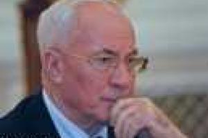 Азаров заявил о готовности власти применить силу к демонстрантам