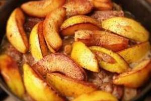 Мясо с айвой