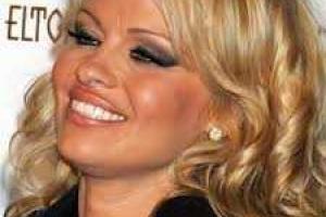 Памела Андерсон повторила событие 2007 года